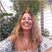 Diplomata al liceo magistrale offre lezione a stranieri